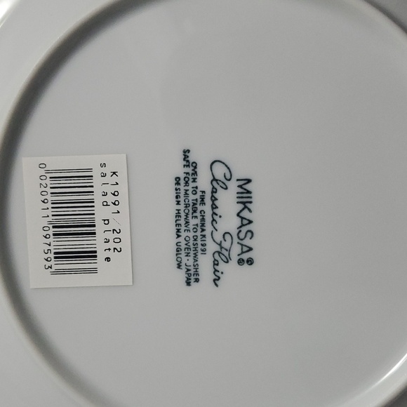 NEW Mikasa Classic Flair K 1991 Salad Plates Calla Lily - Picture 2 of 3